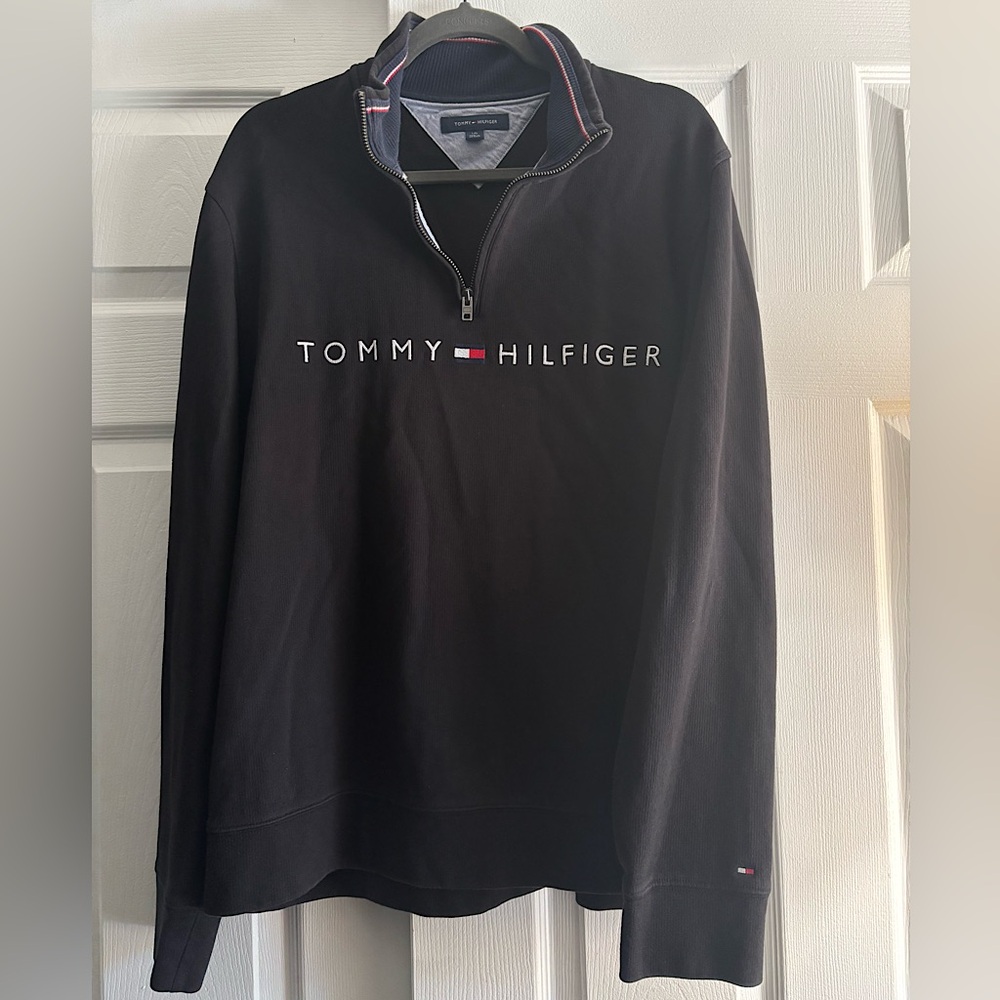 Men’s Tommy Hilfiger Black Quarter Zip